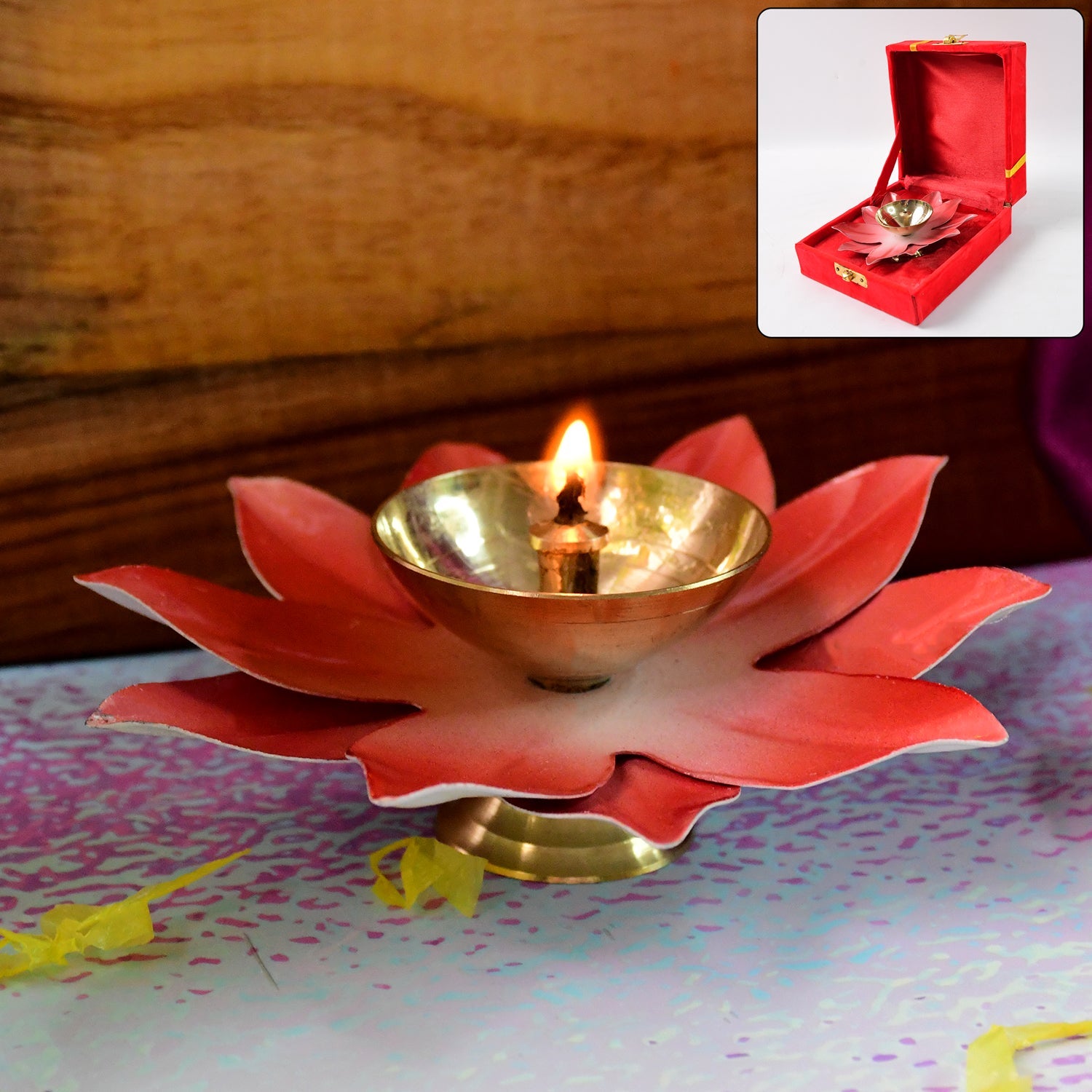 Lotus Shaped Brass Oil Diya (1 Pc) Lotus Shaped Brass Oil Diya (1 Pc)